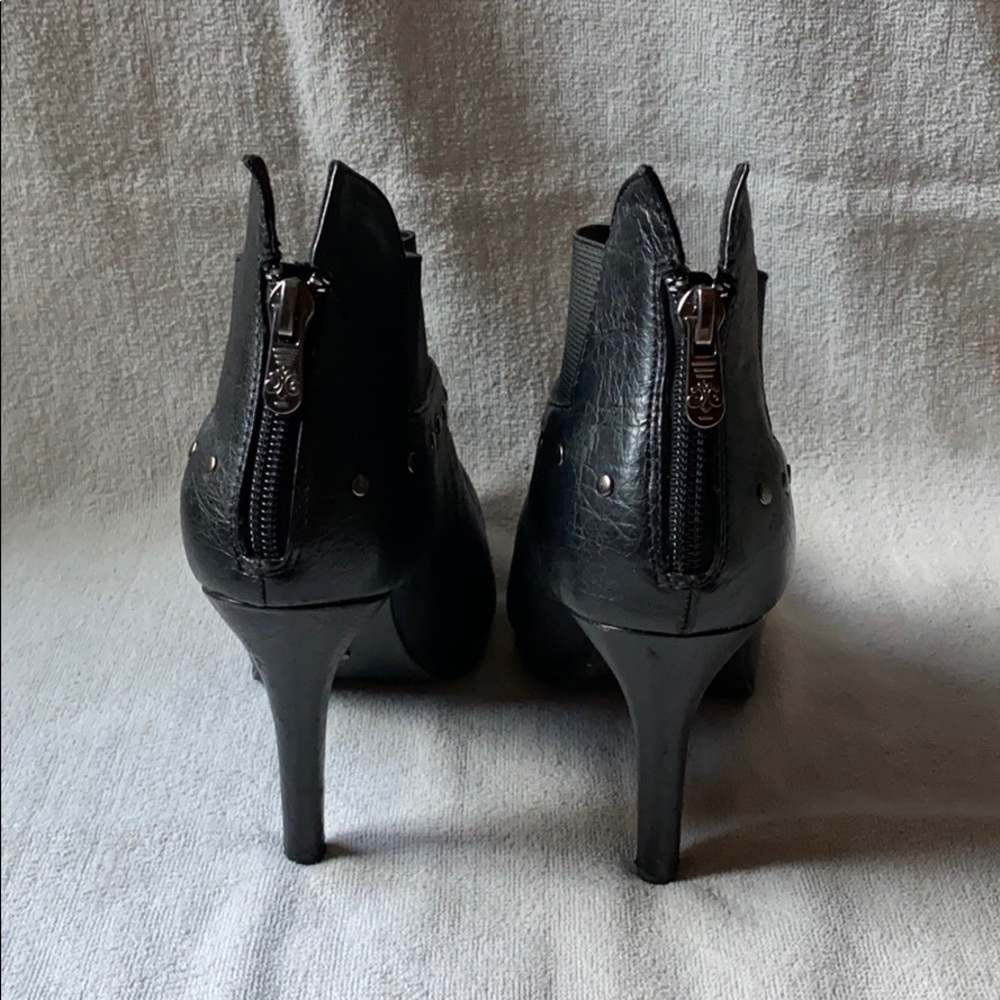 Dereon Boots‎ - Picture 3 of 4